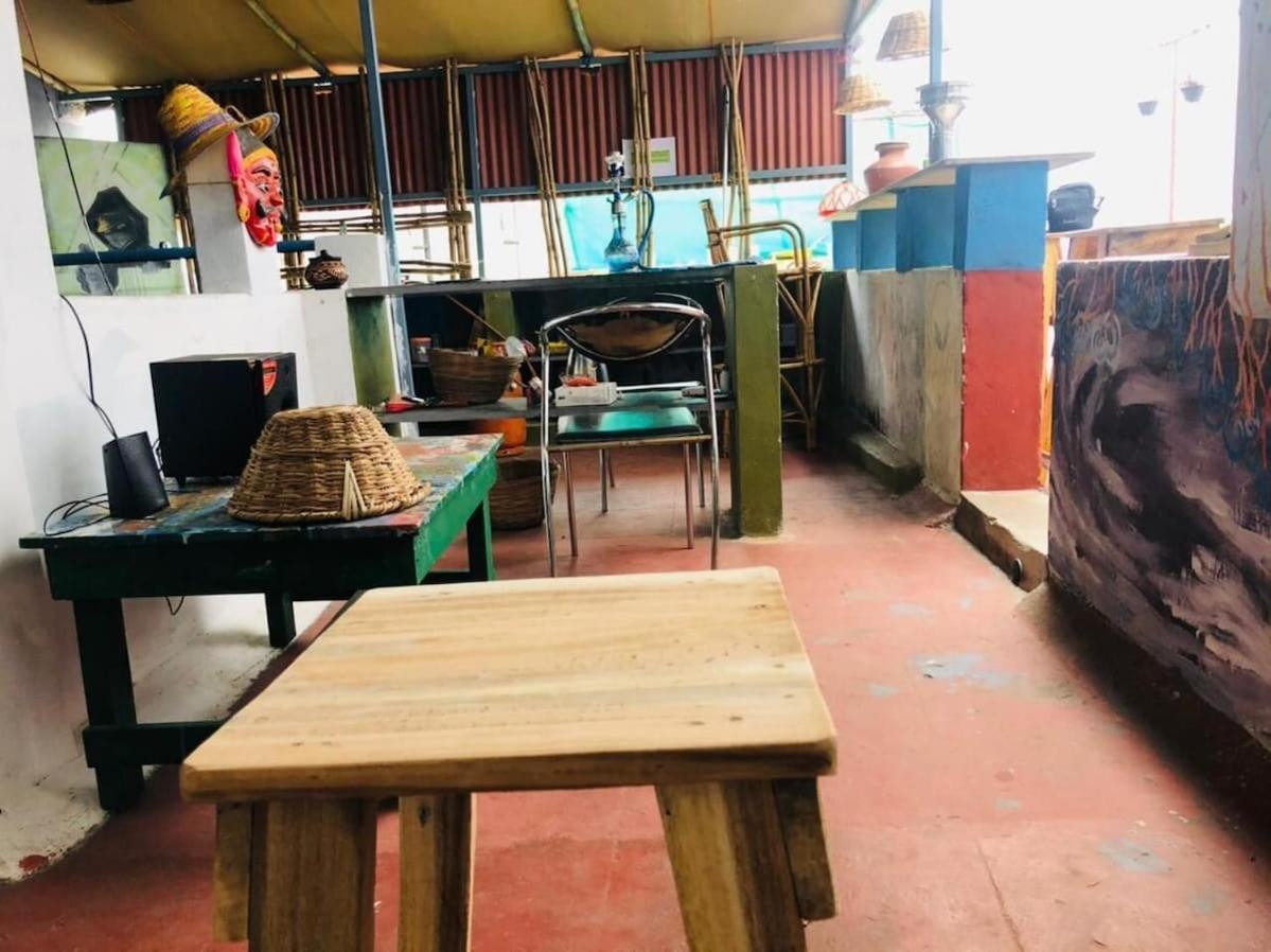 Gurukulam Hostel Pondicherry Eksteriør bilde