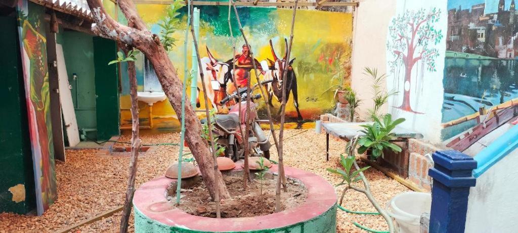 Gurukulam Hostel Pondicherry Eksteriør bilde